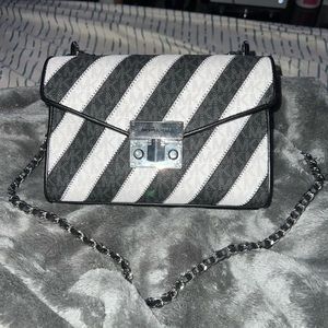 Michael kors crossbody bag